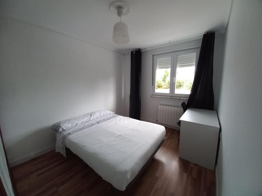 Apartamento En Santander Soleado Y Con Terraza. エクステリア 写真