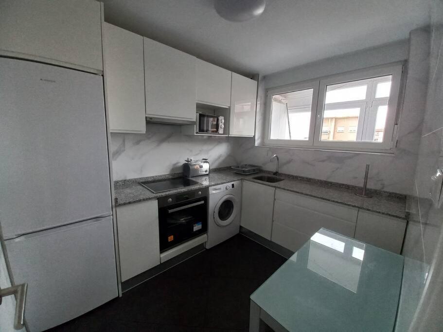Apartamento En Santander Soleado Y Con Terraza. エクステリア 写真