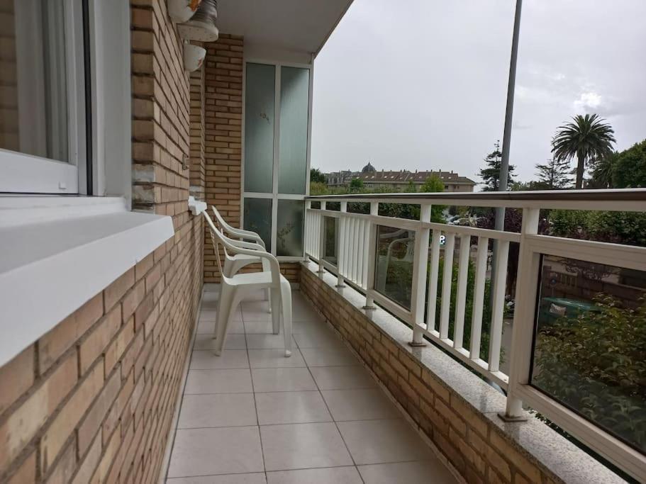 Apartamento En Santander Soleado Y Con Terraza. エクステリア 写真